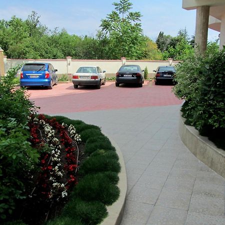 Адена Трейд Еоод Tschernomorez Exterior foto